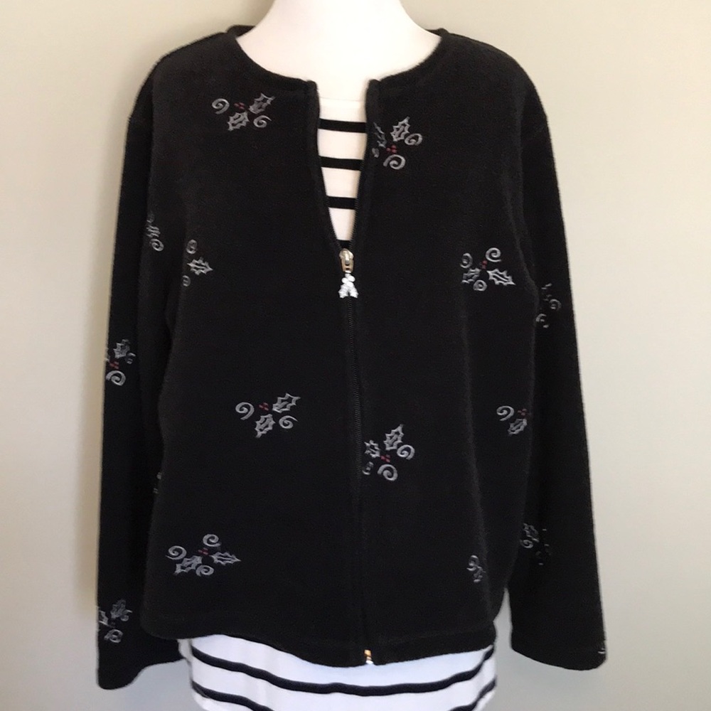 ❎DONATED❎ C&B Sport Holiday “Holly” Fleece Jacket